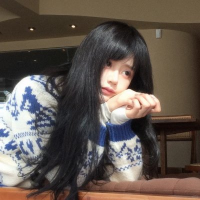 伴游女王